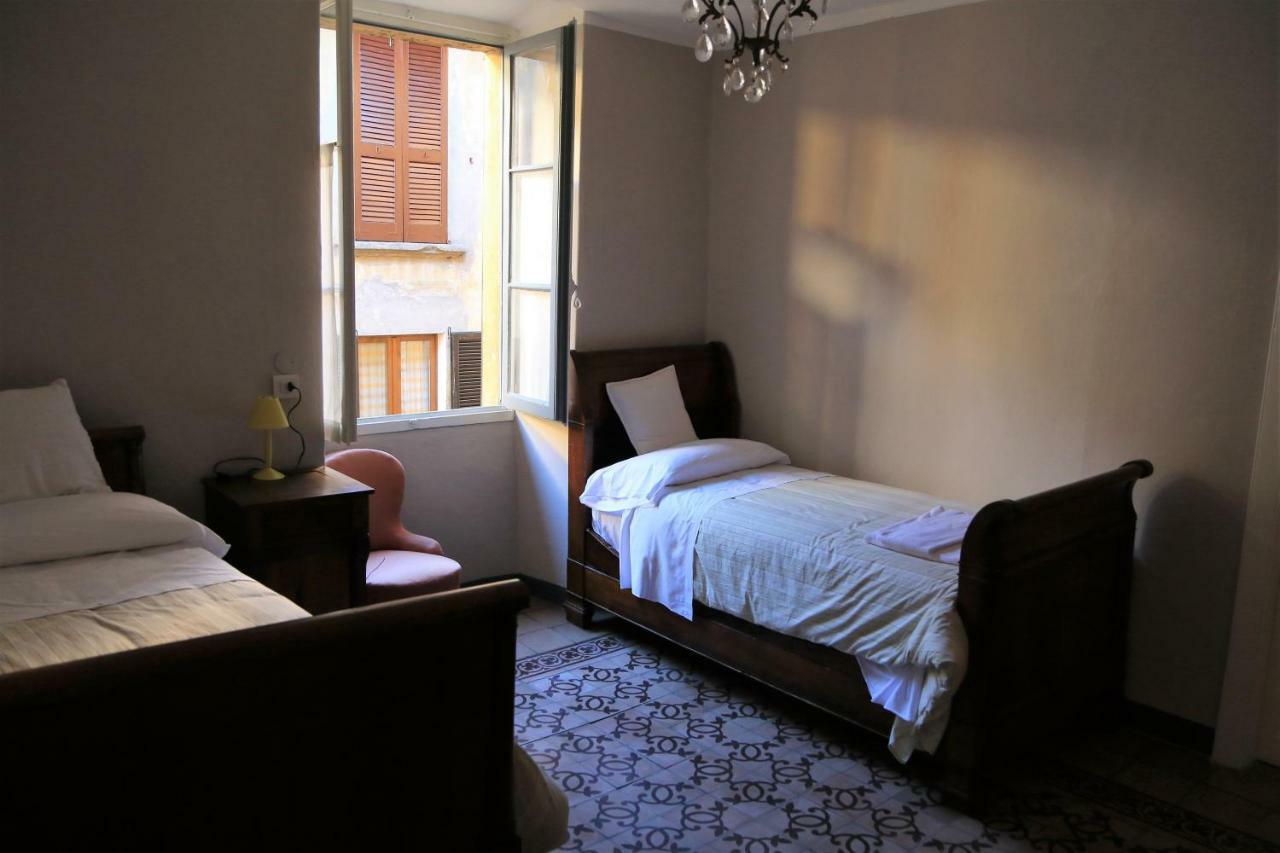 Bed & Breakfast Deco Torno Bagian luar foto